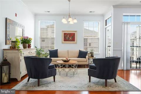 11501 Cardoness Ln #304, Fairfax, VA 22030