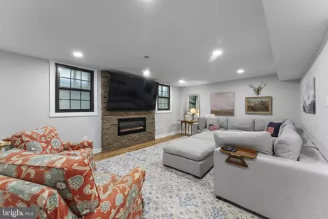 Other - 9248 Northedge Dr, Springfield, VA 22153 photo 3 of 21