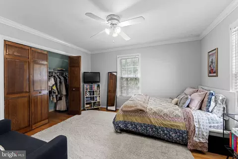 Bedroom - 9248 Northedge Dr, Springfield, VA 22153 photo 9 of 10