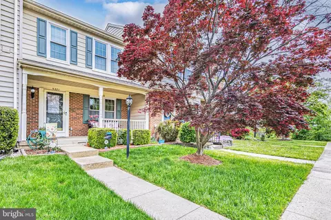 5221 Dunstable Ln, Alexandria, VA 22315
