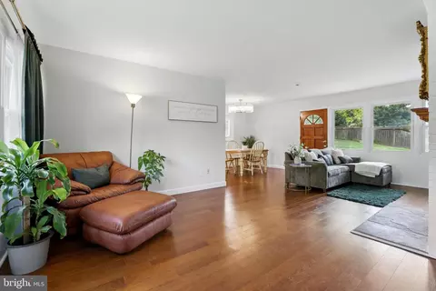 Living - 7127 Catlett St, Springfield, VA 22151 photo 1 of 1