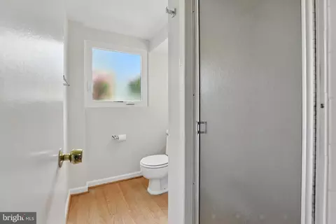 Bath - 7127 Catlett St, Springfield, VA 22151 photo 2 of 3