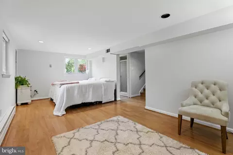 Bedroom - 7127 Catlett St, Springfield, VA 22151 photo 3 of 4