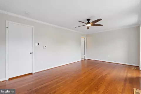 Living - 7360 Montcalm Dr, Mclean, VA 22102 photo 7 of 9