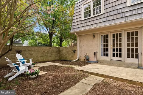 Exterior - 7360 Montcalm Dr, Mclean, VA 22102 photo 6 of 7