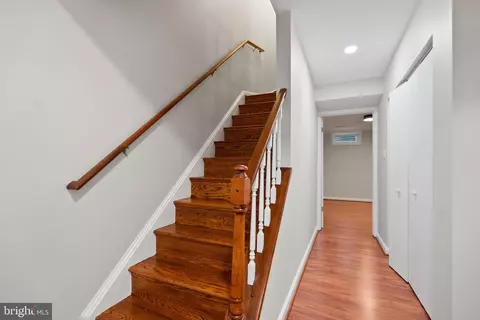 Entry Way - 7360 Montcalm Dr, Mclean, VA 22102 photo 5 of 5