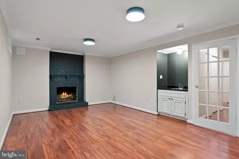 Living - 7360 Montcalm Dr, Mclean, VA 22102 photo 9 of 9