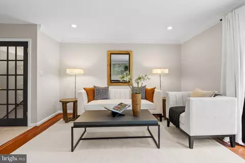 Living - 7360 Montcalm Dr, Mclean, VA 22102 photo 4 of 9