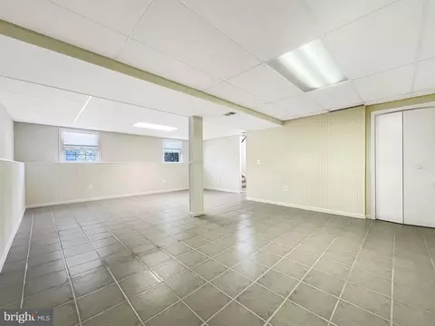 2918 Ashdown Forest Dr, Herndon, VA 20171 photo 19