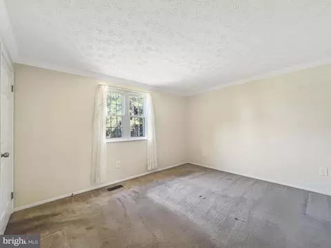 2918 Ashdown Forest Dr, Herndon, VA 20171 photo 12