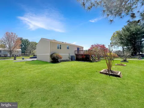 2918 Ashdown Forest Dr, Herndon, VA 20171 photo 25