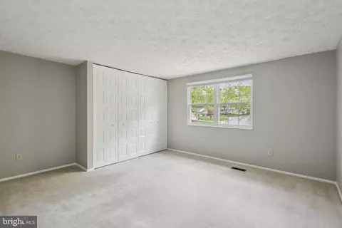 9528 Ironmaster Dr, Burke, VA 22015 photo 21