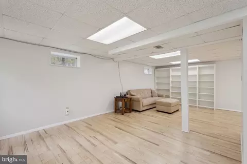 9528 Ironmaster Dr, Burke, VA 22015 photo 28