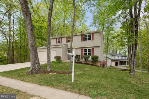9528 Ironmaster Dr, Burke, VA 22015 photo 3