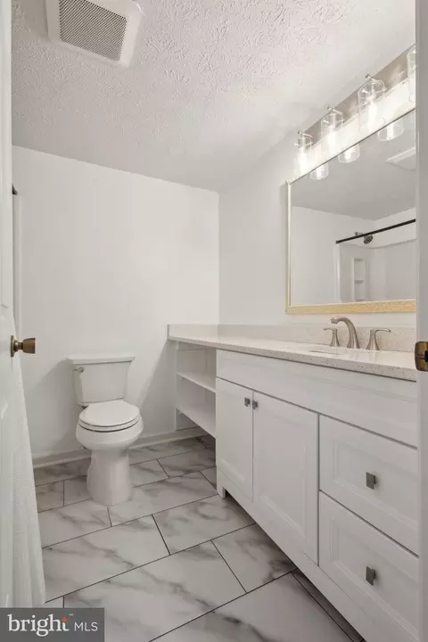 9528 Ironmaster Dr, Burke, VA 22015 photo 24