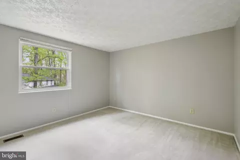 9528 Ironmaster Dr, Burke, VA 22015 photo 23