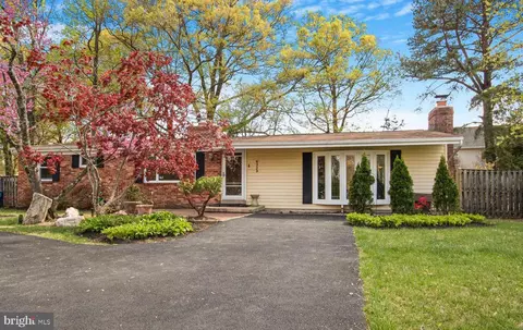 6329 Miller Dr, Alexandria, VA 22315