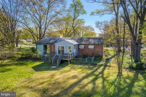 6524 Greenleaf St, Springfield, VA 22150 photo 4