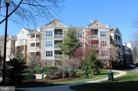 12915 Alton Sq #408, Herndon, VA 20170