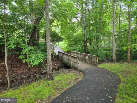7708 Shootingstar Dr, Springfield, VA 22152 photo 59