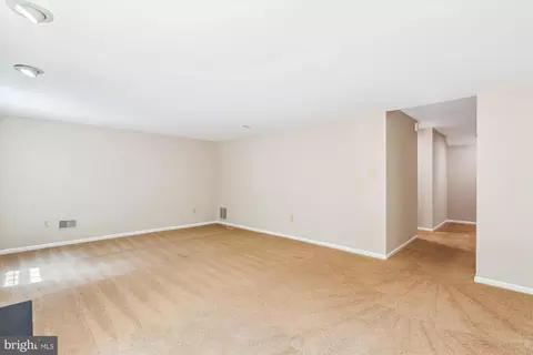 7708 Shootingstar Dr, Springfield, VA 22152 photo 38
