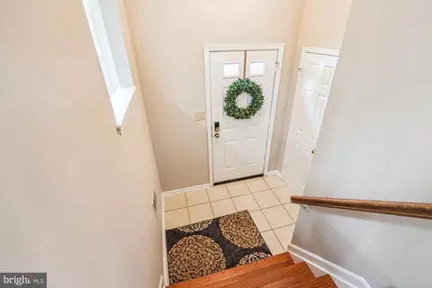 7708 Shootingstar Dr, Springfield, VA 22152 photo 5