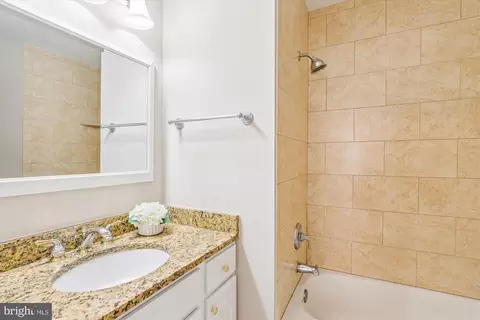 7708 Shootingstar Dr, Springfield, VA 22152 photo 32
