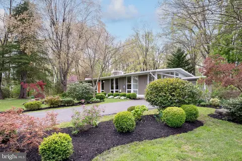 7800 Elba Rd, Alexandria, VA 22306