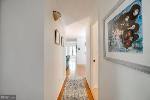 2293 Hunters Run Dr, Reston, VA 20191 photo 16