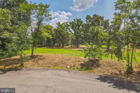 13342 Braddock Rd, Clifton, VA 20124