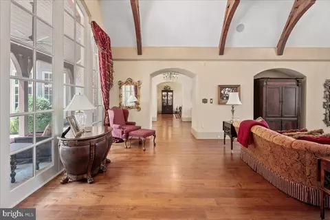 Entry Way - 12905 Compton Rd, Clifton, VA 20124 photo 4 of 9