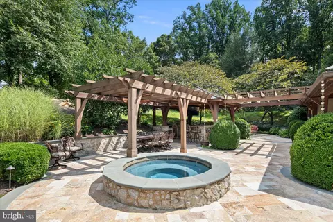 Exterior - 12905 Compton Rd, Clifton, VA 20124 photo 16 of 35