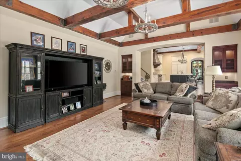 Living - 12905 Compton Rd, Clifton, VA 20124 photo 9 of 9