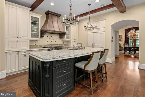 Kitchen - 12905 Compton Rd, Clifton, VA 20124 photo 2 of 10
