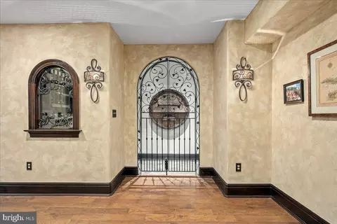 Entry Way - 12905 Compton Rd, Clifton, VA 20124 photo 8 of 9