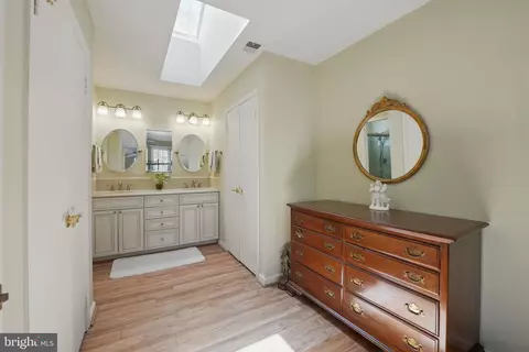 8717 Evangel Dr, Springfield, VA 22153 photo 29