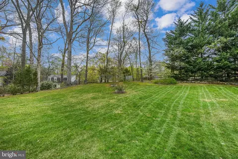 8717 Evangel Dr, Springfield, VA 22153 photo 57
