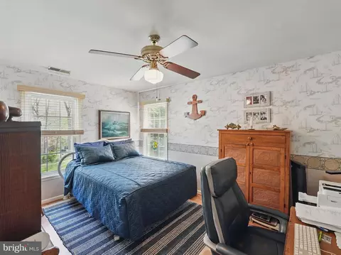 8717 Evangel Dr, Springfield, VA 22153 photo 37