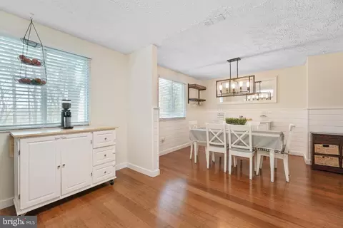 8201 Burning Forest Ct, Springfield, VA 22153 photo 7
