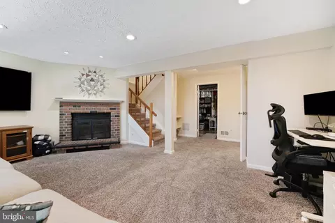8201 Burning Forest Ct, Springfield, VA 22153 photo 19