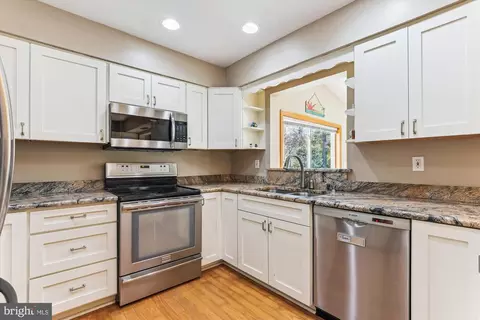 Kitchen - 6910 Sprouse Ct, Springfield, VA 22153 photo 1 of 3