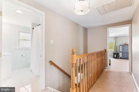 Entry Way - 6910 Sprouse Ct, Springfield, VA 22153 photo 5 of 5