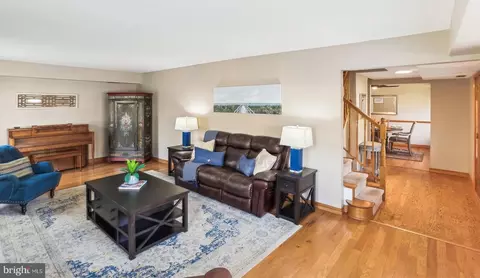 Other - 6910 Sprouse Ct, Springfield, VA 22153 photo 2 of 10