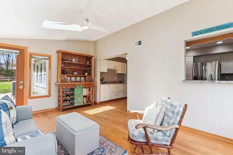 Other - 6910 Sprouse Ct, Springfield, VA 22153 photo 7 of 10