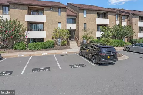 509 Florida Ave #T3, Herndon, VA 20170