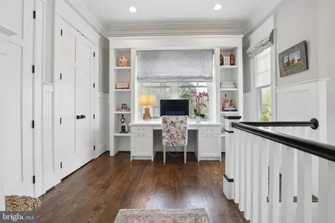 Entry Way - 6645 Byrns Pl, Mclean, VA 22101 photo 14 of 15