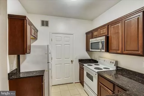 1601 Spring Gate Dr #1110, Mclean, VA 22102 photo 14