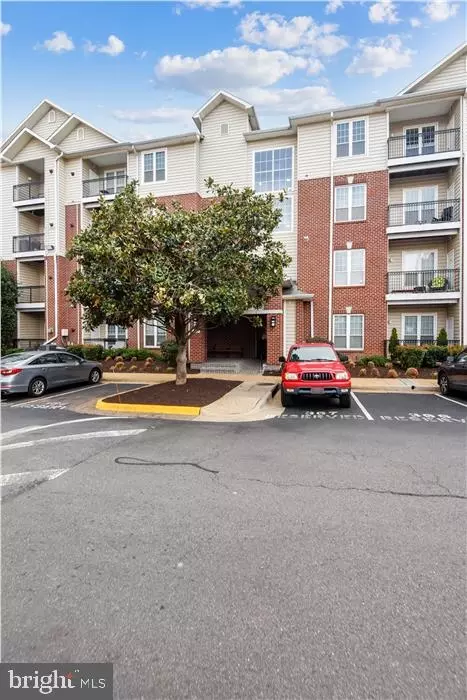 1601 Spring Gate Dr #1110, Mclean, VA 22102 photo 2