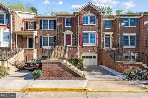 7537 Westmore Dr, Springfield, VA 22150 photo 1