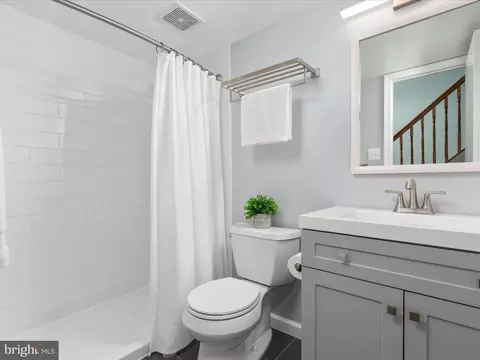 2272 Gunsmith Sq, Reston, VA 20191 photo 22